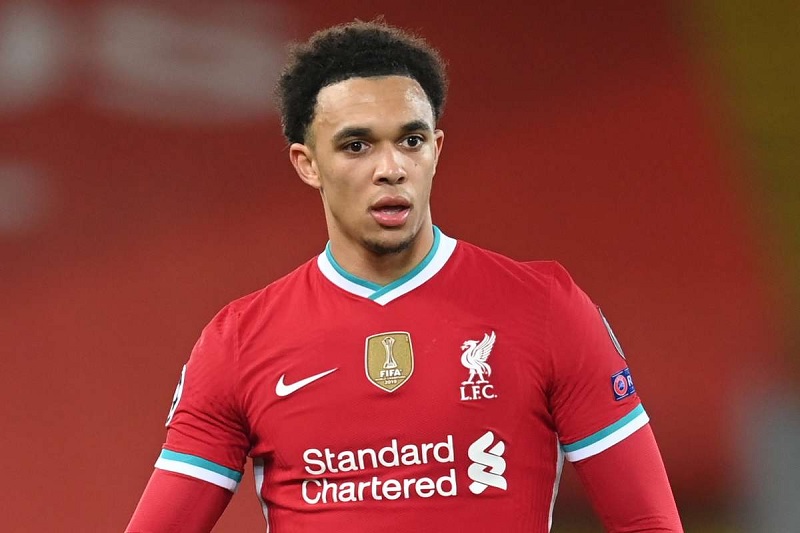 top-nhung-hau-ve-canh-hay-nhat-the-gioi-hien-nay-trent-alexander-arnold