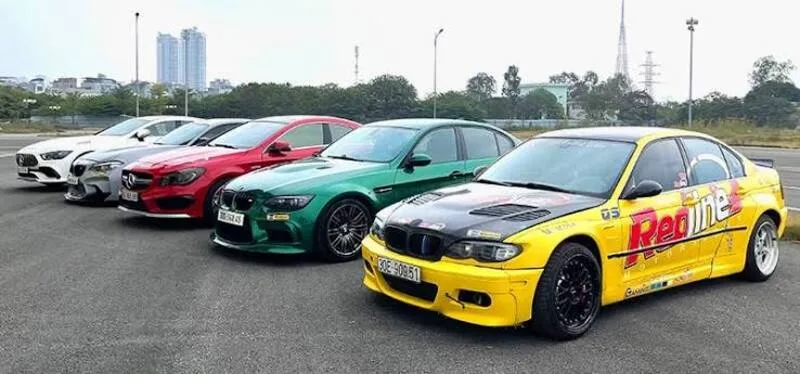 xe ô tô đua tốc độ